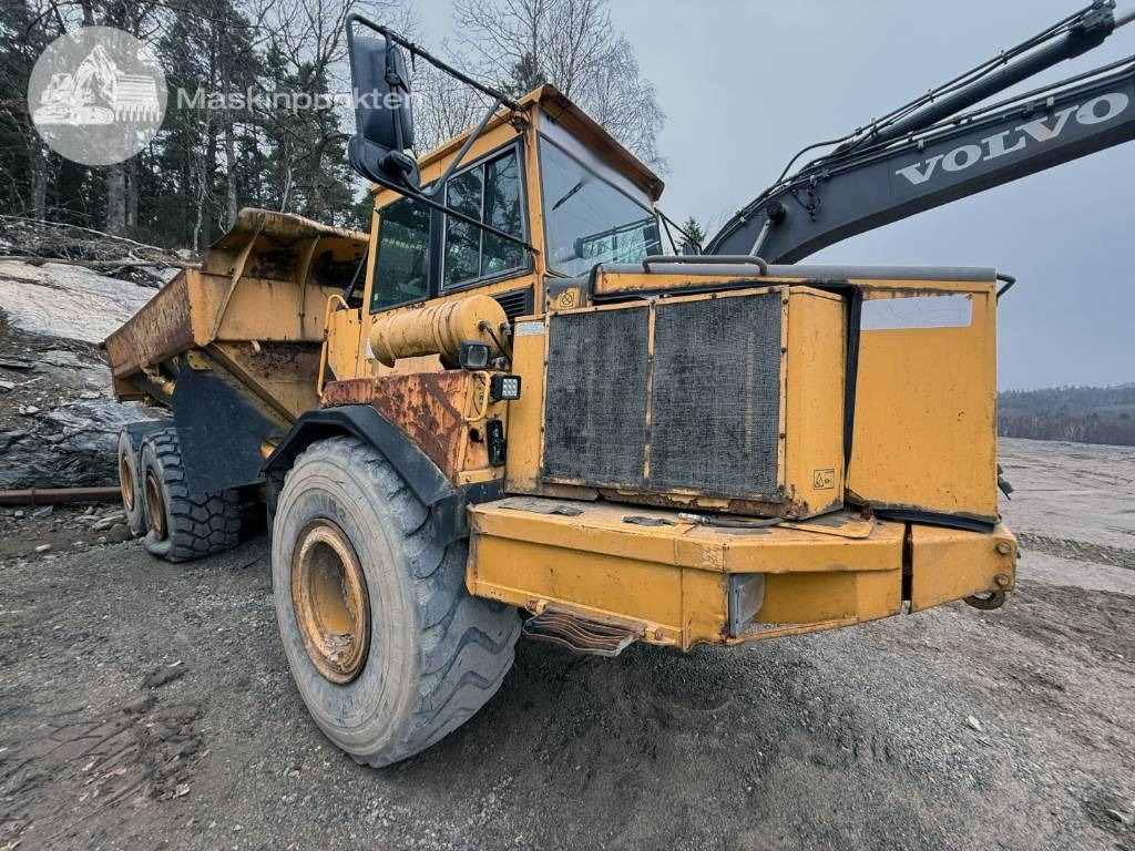 Volvo A 25 C - Articulated dumper: picture 2 Volvo A 25 C - Articulated dumper: picture 2