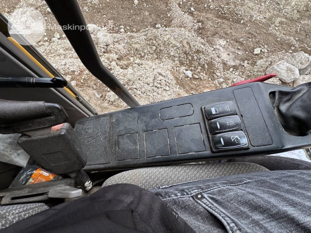 Crawler excavator Volvo EC 300 EL: picture 12
