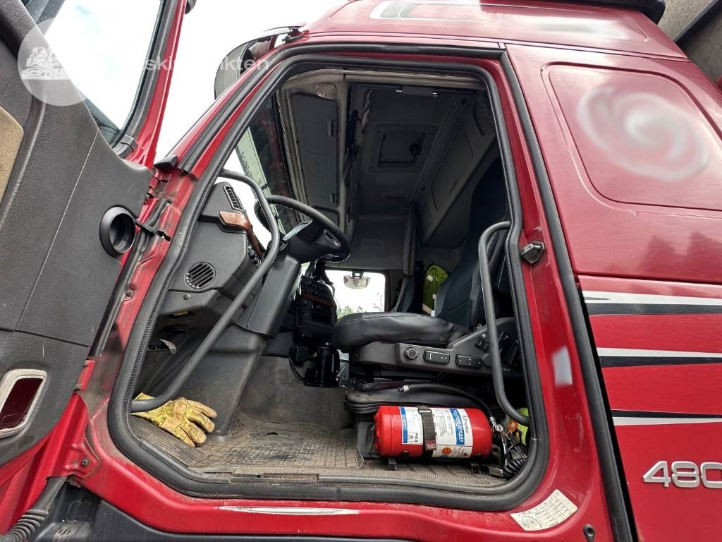 Timber truck Volvo FH 480: picture 13