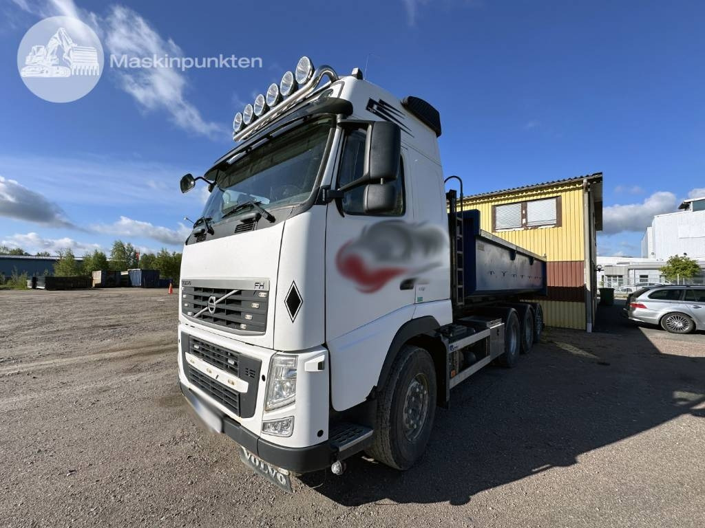 Volvo FH 500  - Hook lift truck: picture 1 Volvo FH 500  - Hook lift truck: picture 1