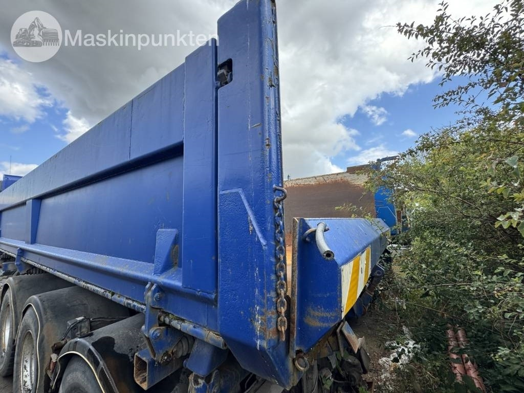 Container transporter/ Swap body truck Volvo FM 440 CAMELEONT + BERFLAK + BETONGBLANDARE: picture 44