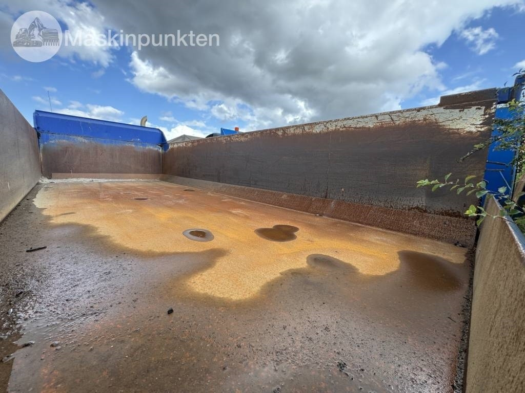 Container transporter/ Swap body truck Volvo FM 440 CAMELEONT + BERFLAK + BETONGBLANDARE: picture 46