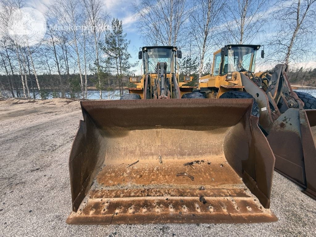 Volvo L 120 C - Wheel loader: picture 3 Volvo L 120 C - Wheel loader: picture 3