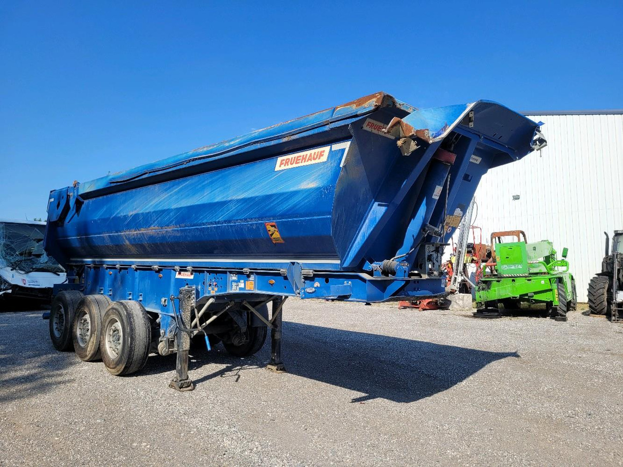 FRUEHAUF BENNE TP FST4FC - Tipper semi-trailer: picture 1 FRUEHAUF BENNE TP FST4FC - Tipper semi-trailer: picture 1