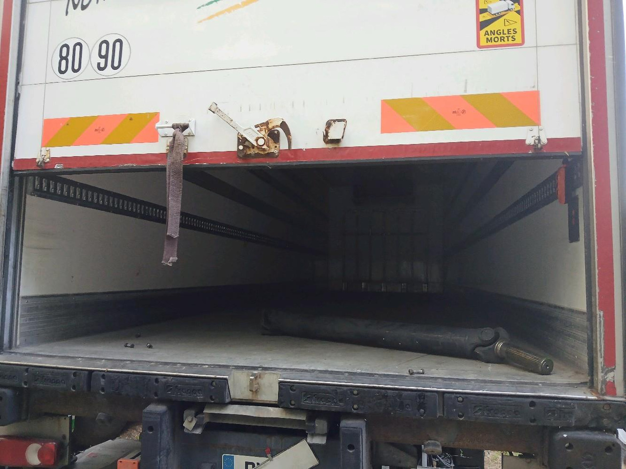 IVECO PORTEUR FRIGO 190E32 - Refrigerator truck: picture 5 IVECO PORTEUR FRIGO 190E32 - Refrigerator truck: picture 5