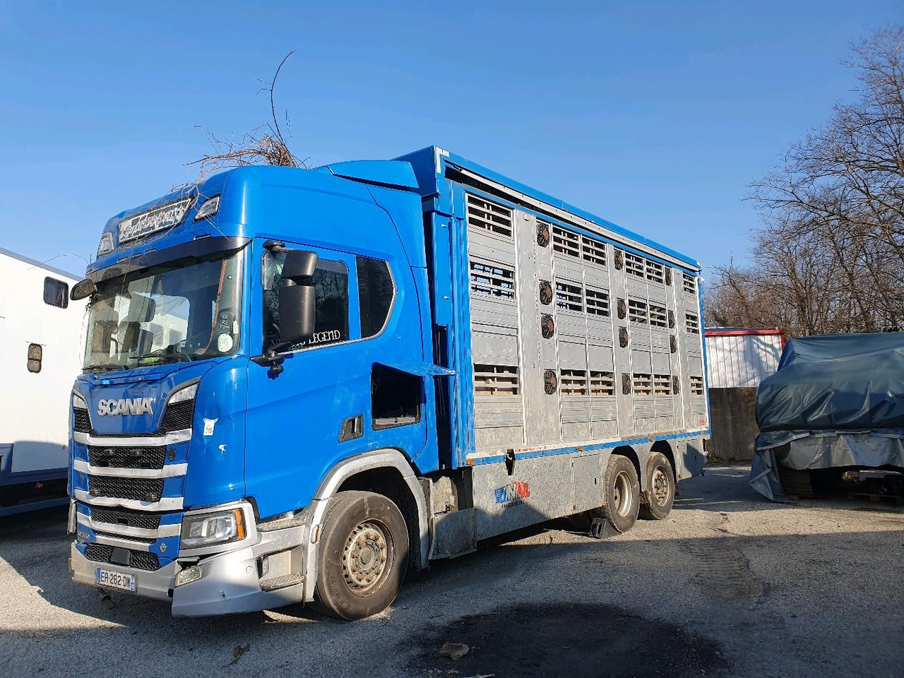 Livestock truck SCANIA R580: picture 9