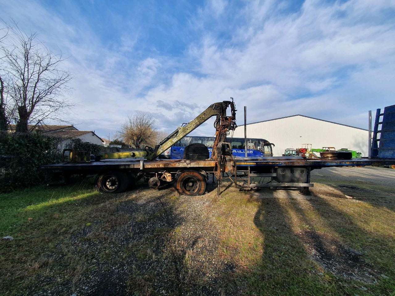 LECITRAILE SEMI GRUE FORESTIERE - Semi-trailer: picture 3 LECITRAILE SEMI GRUE FORESTIERE - Semi-trailer: picture 3