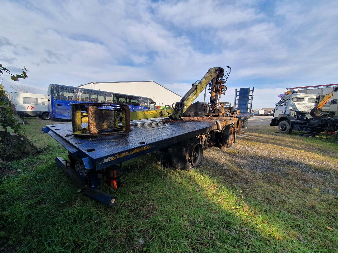 LECITRAILE SEMI GRUE FORESTIERE - Semi-trailer: picture 4 LECITRAILE SEMI GRUE FORESTIERE - Semi-trailer: picture 4