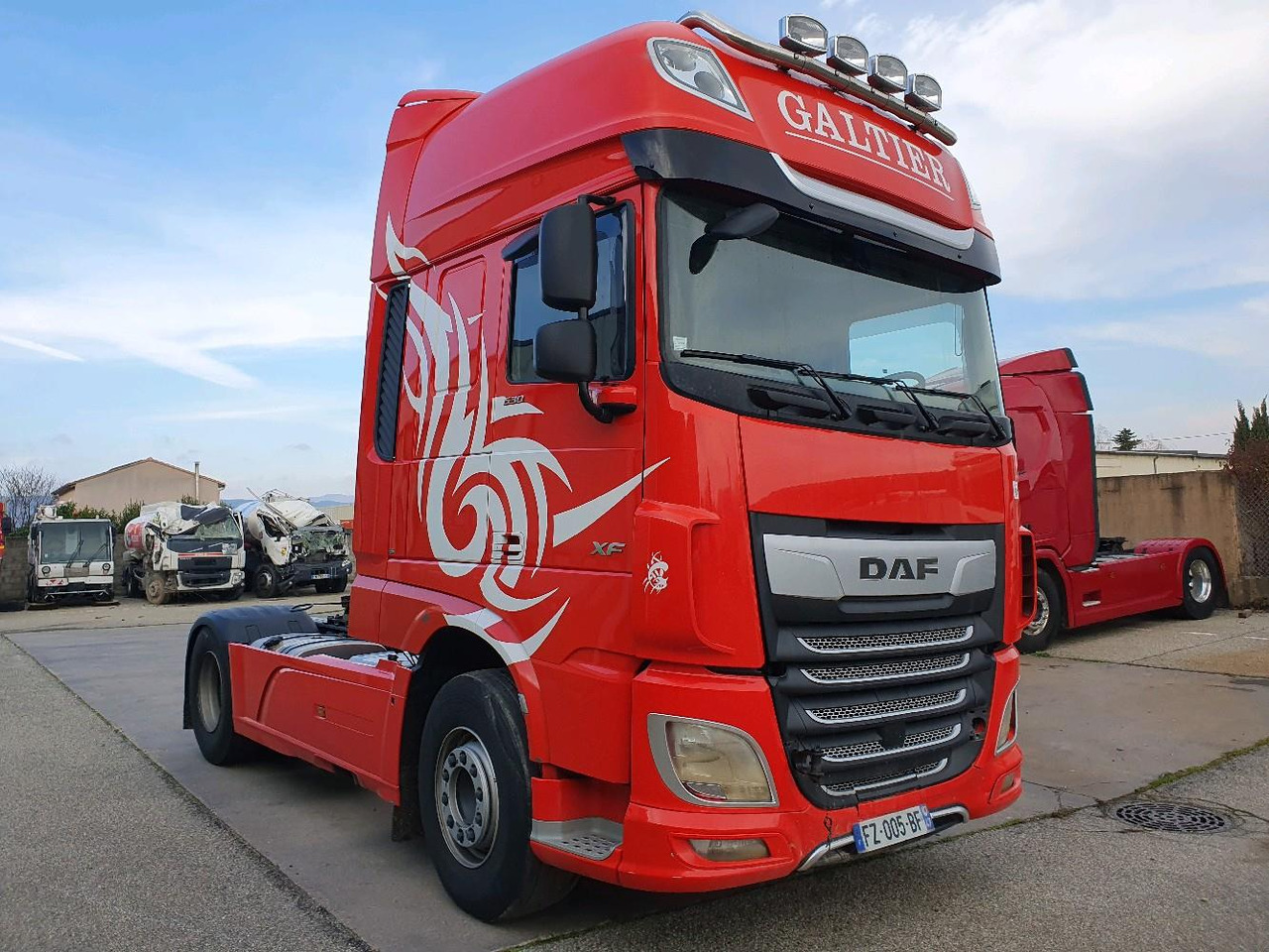 DAF XF530 - Tractor unit: picture 1 DAF XF530 - Tractor unit: picture 1
