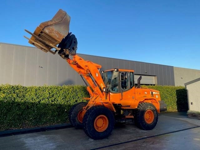Doosan DL 200 - Wheel loader: picture 2 Doosan DL 200 - Wheel loader: picture 2