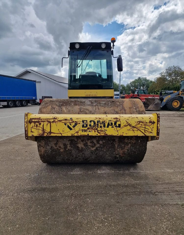 Bomag Bw 213 DH-4 - Roller: picture 3 Bomag Bw 213 DH-4 - Roller: picture 3