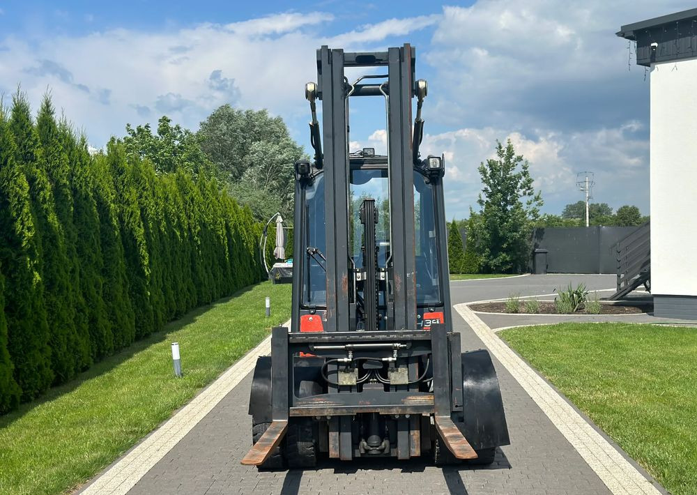 Linde H35T-01 - LPG forklift: picture 2 Linde H35T-01 - LPG forklift: picture 2