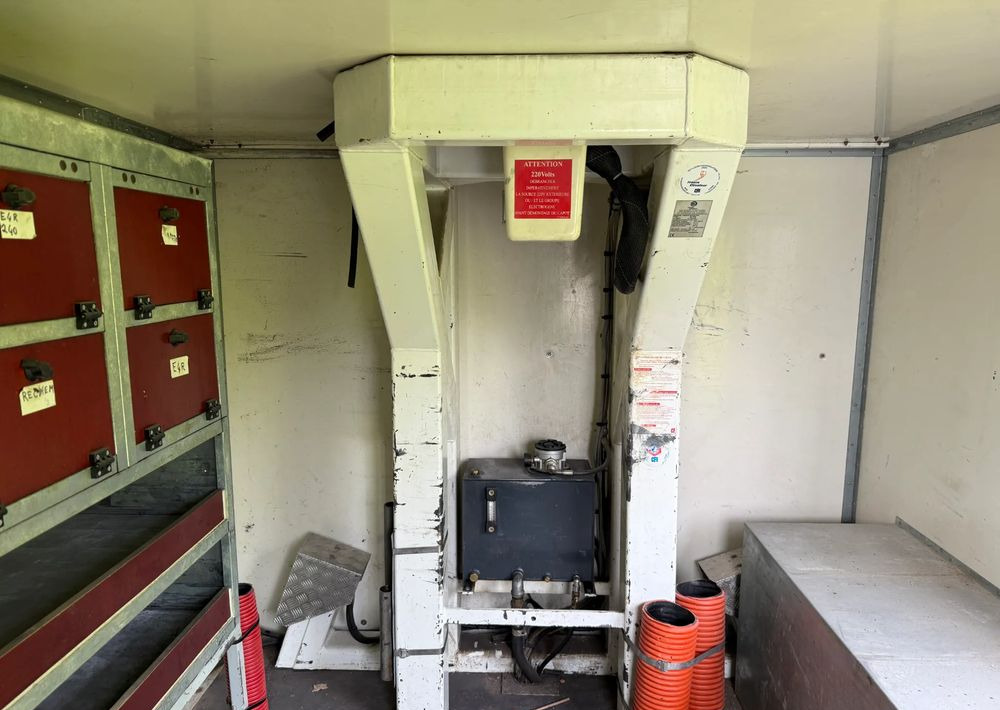 Truck mounted aerial platform Renault MIDLUM 180 DCI 18 M WINDA FRANCE ELEVATEUR: picture 13