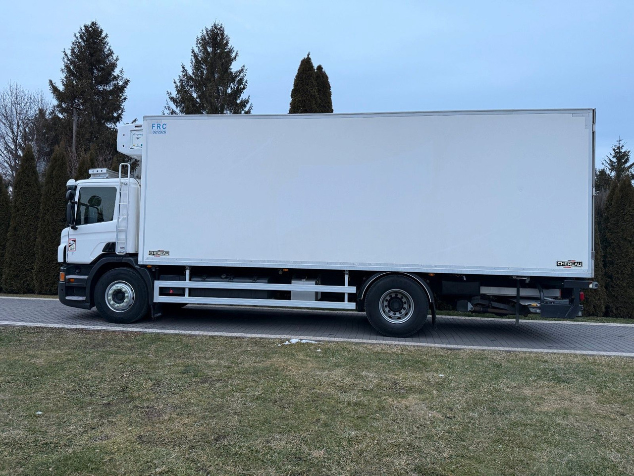 Scania P280 CHEREAU CARRIER - Refrigerator truck: picture 5 Scania P280 CHEREAU CARRIER - Refrigerator truck: picture 5