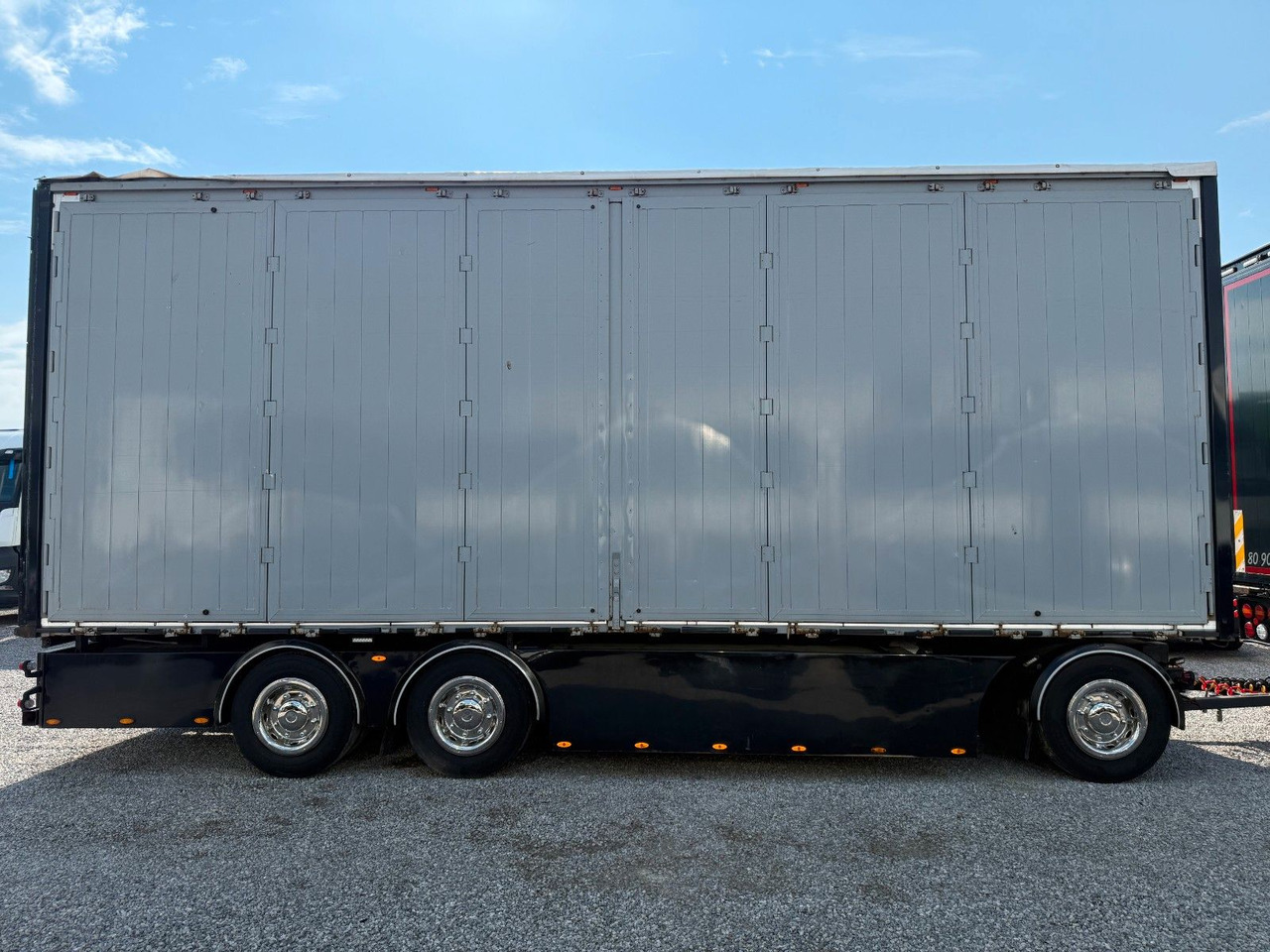 Box truck Volvo FH16 660 HP XL  TANDEM 6x2 LIMITED EDITION: picture 15