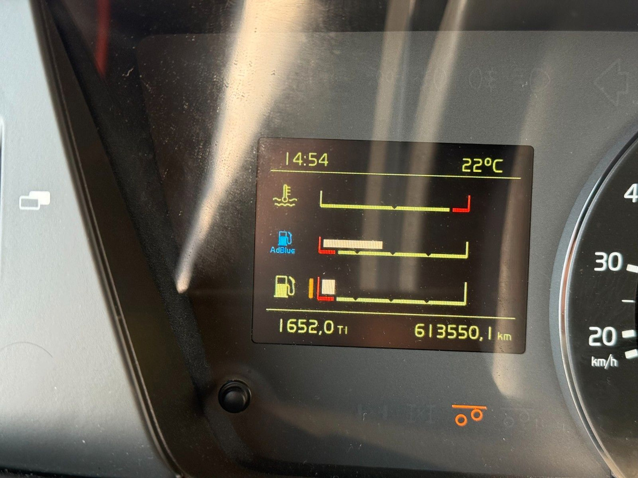 Box truck Volvo FH16 660 HP XL  TANDEM 6x2 LIMITED EDITION: picture 20