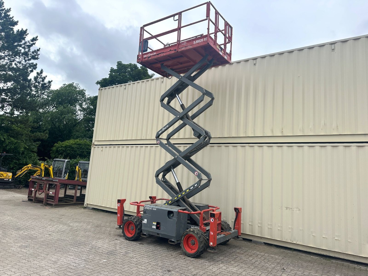 Skyjack SJ6826RT 4x4 Diesel, 9.9 Meter, 1.053 H - Truck mounted aerial platform: picture 4 Skyjack SJ6826RT 4x4 Diesel, 9.9 Meter, 1.053 H - Truck mounted aerial platform: picture 4