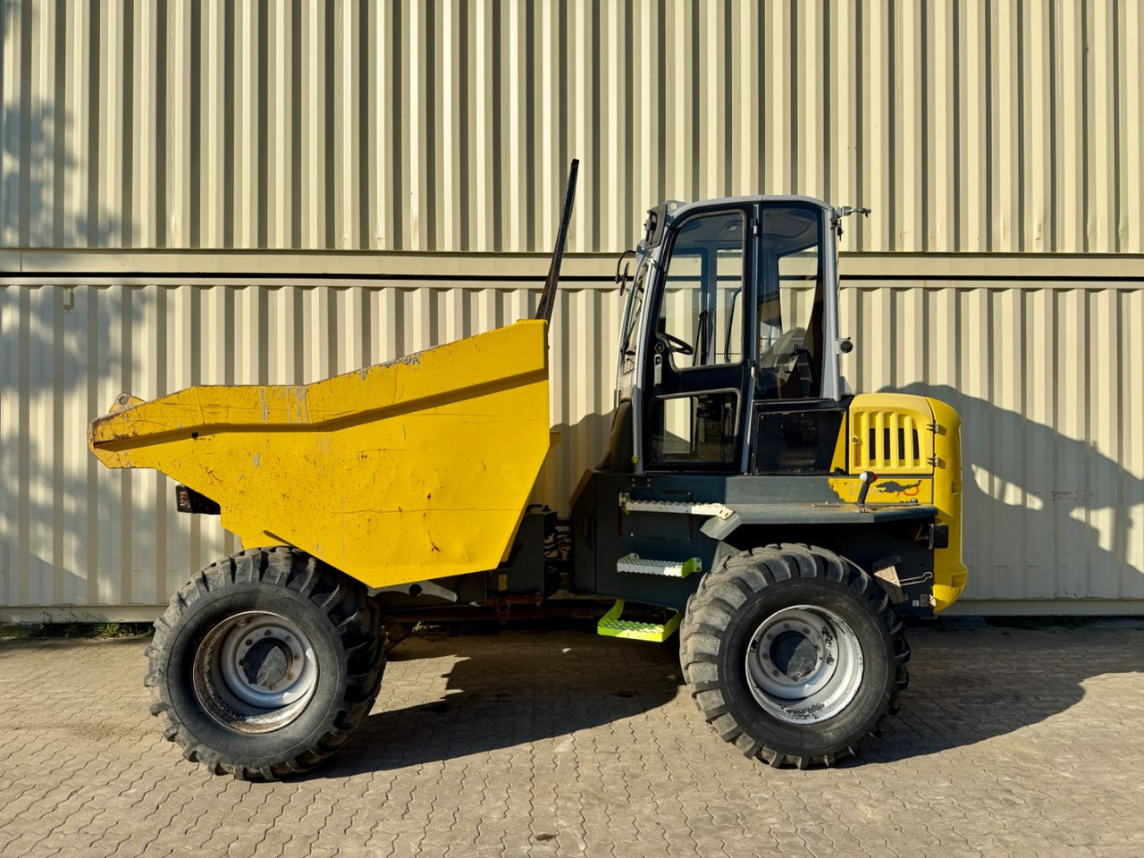 Wacker DW90 / 2018 BJ / 9.000 KG / 2.841 H - Mini dumper: picture 3 Wacker DW90 / 2018 BJ / 9.000 KG / 2.841 H - Mini dumper: picture 3