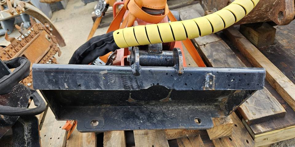 Ditch Witch MT9 MicroTrench piła pod światłowód do cięcia asfaltu/betonu - Concrete equipment: picture 5 Ditch Witch MT9 MicroTrench piła pod światłowód do cięcia asfaltu/betonu - Concrete equipment: picture 5