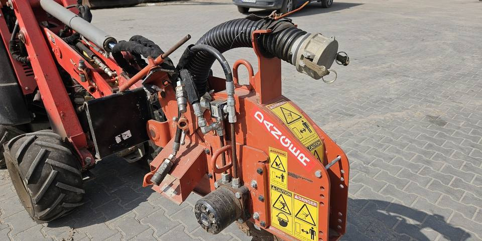 Ditch Witch MicroTrench MT6 piła pod światłowód do cięcia asfaltu/betonu - Concrete equipment: picture 2 Ditch Witch MicroTrench MT6 piła pod światłowód do cięcia asfaltu/betonu - Concrete equipment: picture 2