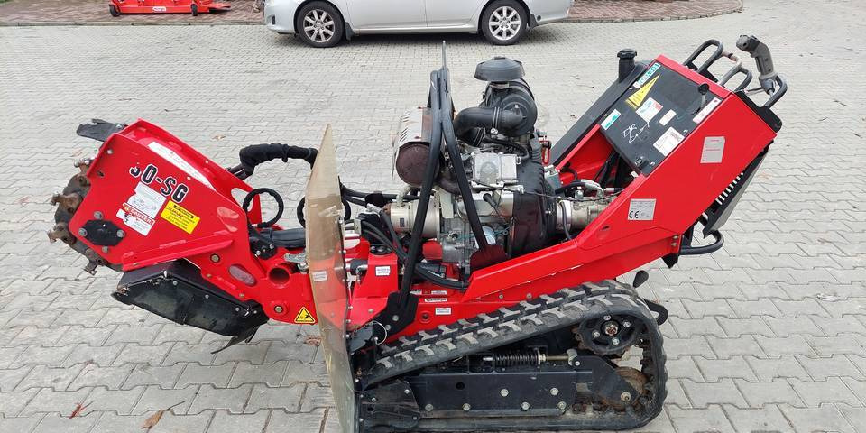 Frezarka frez do pni Barreto 30SG - Stump grinder: picture 1 Frezarka frez do pni Barreto 30SG - Stump grinder: picture 1