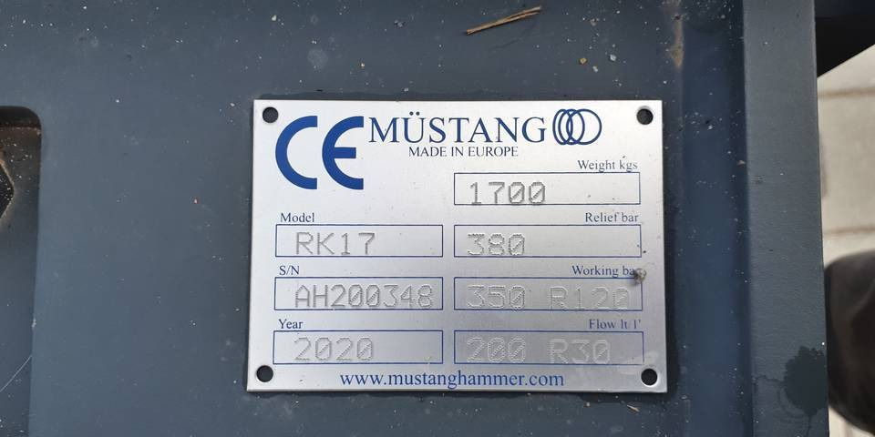 Pług do miniładowarki - Blade for Construction machinery: picture 2 Pług do miniładowarki - Blade for Construction machinery: picture 2