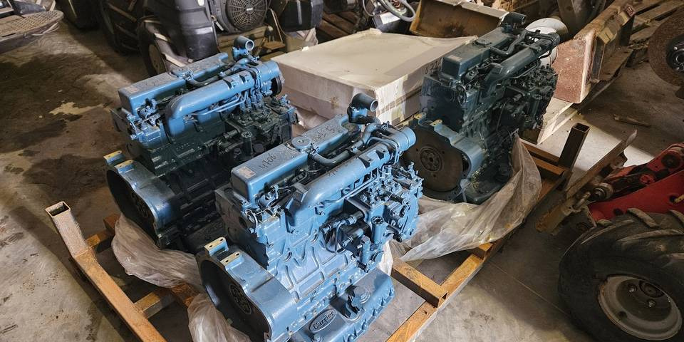 Silnik Kubota V2203 34,3 kW 1J978-16000 - Engine for Construction machinery: picture 1 Silnik Kubota V2203 34,3 kW 1J978-16000 - Engine for Construction machinery: picture 1
