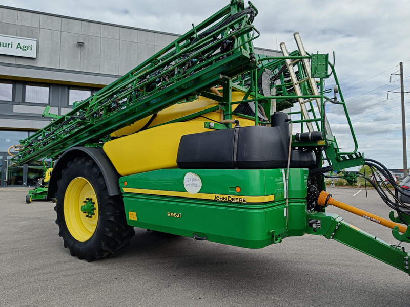 John Deere R962i 36m - Trailed sprayer: picture 1 John Deere R962i 36m - Trailed sprayer: picture 1
