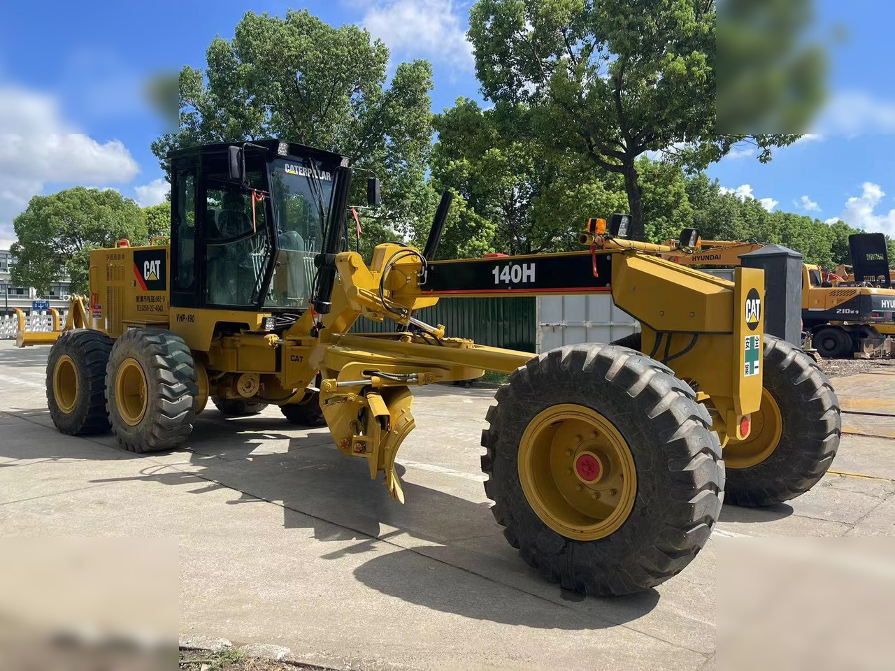 CATERPILLAR 140H - Grader: picture 5 CATERPILLAR 140H - Grader: picture 5