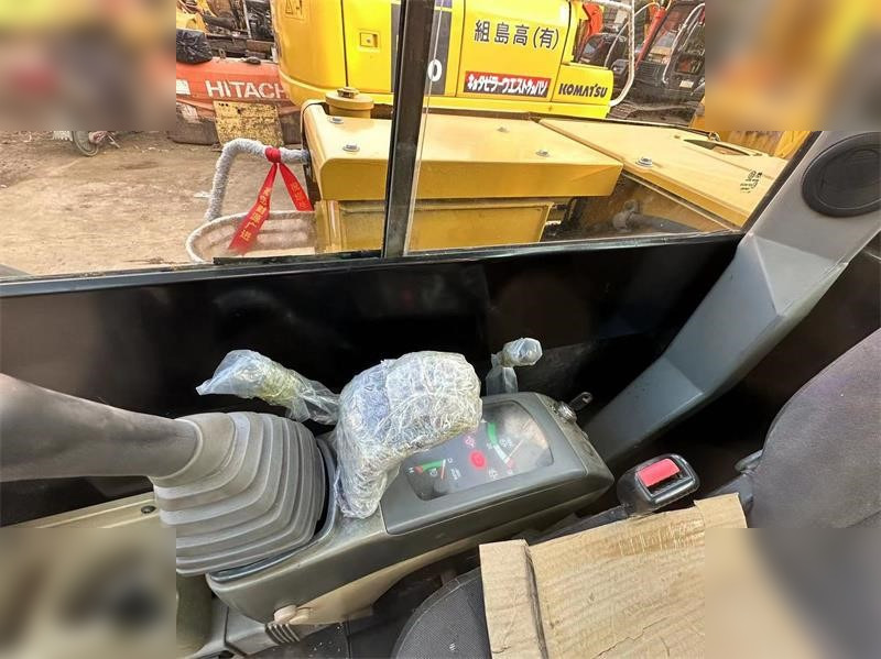 CATERPILLAR 305.5E - Mini excavator: picture 5 CATERPILLAR 305.5E - Mini excavator: picture 5