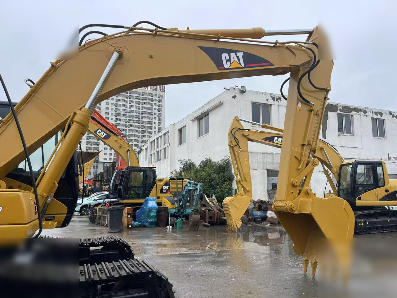 CATERPILLAR 320CL - Crawler excavator: picture 5 CATERPILLAR 320CL - Crawler excavator: picture 5