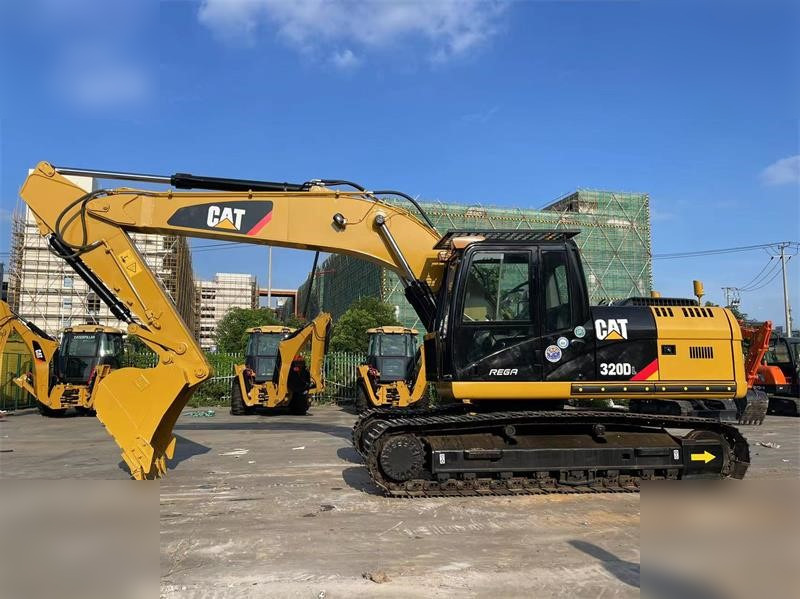 CATERPILLAR 320DL - Crawler excavator: picture 1 CATERPILLAR 320DL - Crawler excavator: picture 1