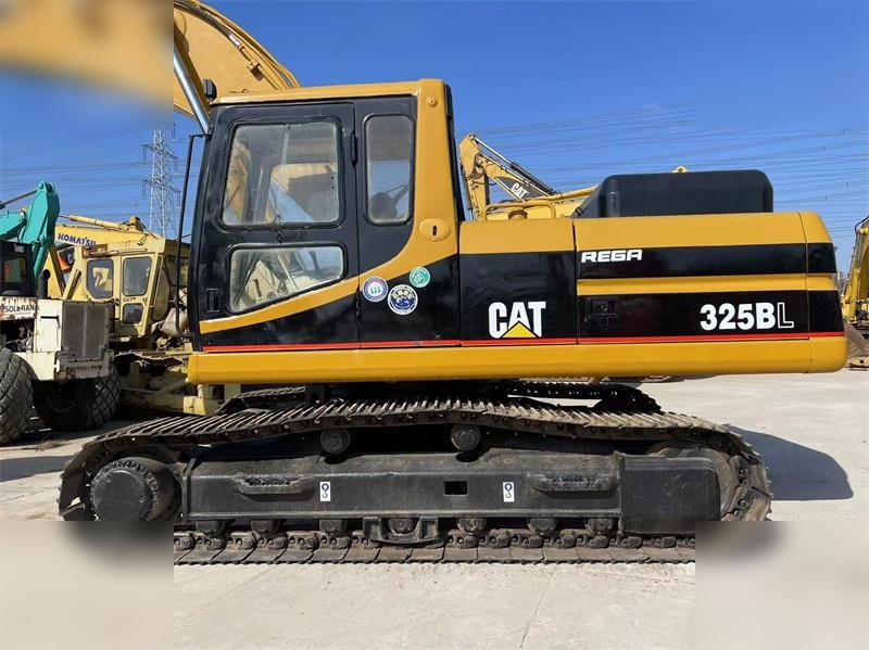CATERPILLAR 325BL - Crawler excavator: picture 2 CATERPILLAR 325BL - Crawler excavator: picture 2