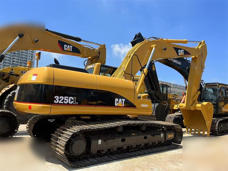 CATERPILLAR 325CL - Crawler excavator: picture 1 CATERPILLAR 325CL - Crawler excavator: picture 1