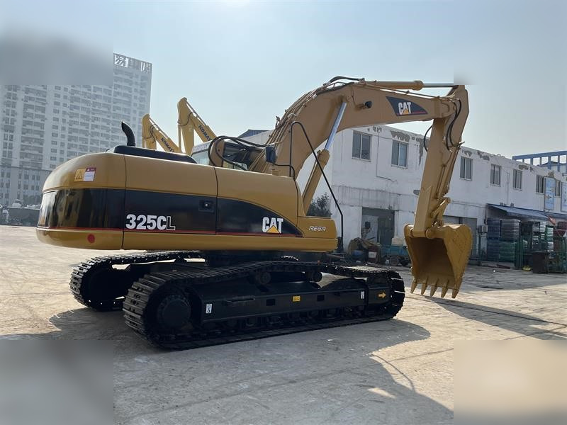 CATERPILLAR 325CL - Crawler excavator: picture 2 CATERPILLAR 325CL - Crawler excavator: picture 2