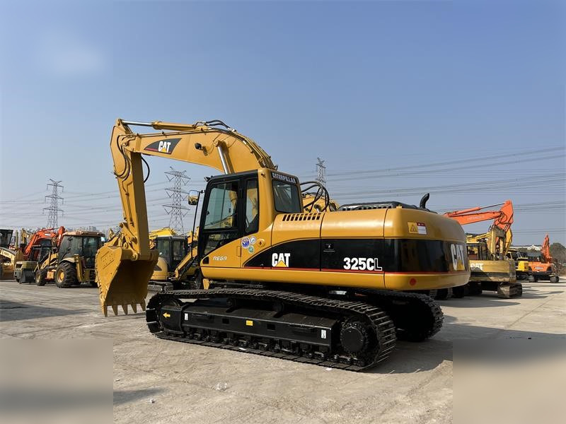 CATERPILLAR 325CL - Crawler excavator: picture 1 CATERPILLAR 325CL - Crawler excavator: picture 1