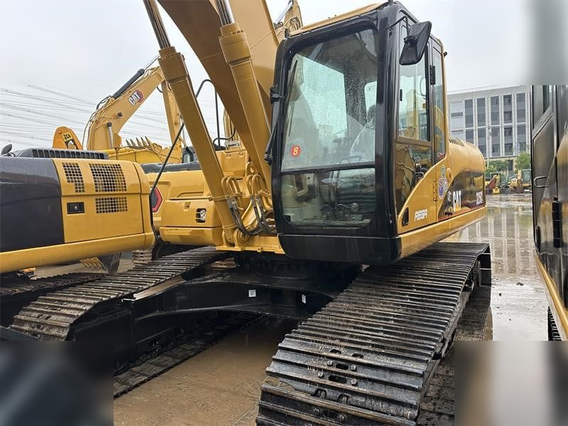 CATERPILLAR 325CL - Crawler excavator: picture 5 CATERPILLAR 325CL - Crawler excavator: picture 5