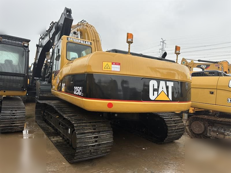 CATERPILLAR 325CL - Crawler excavator: picture 3 CATERPILLAR 325CL - Crawler excavator: picture 3