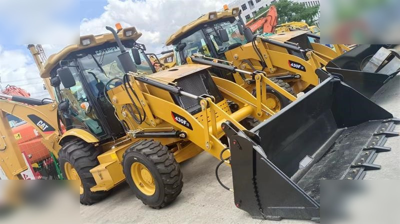 CATERPILLAR 430F - Backhoe loader: picture 1 CATERPILLAR 430F - Backhoe loader: picture 1