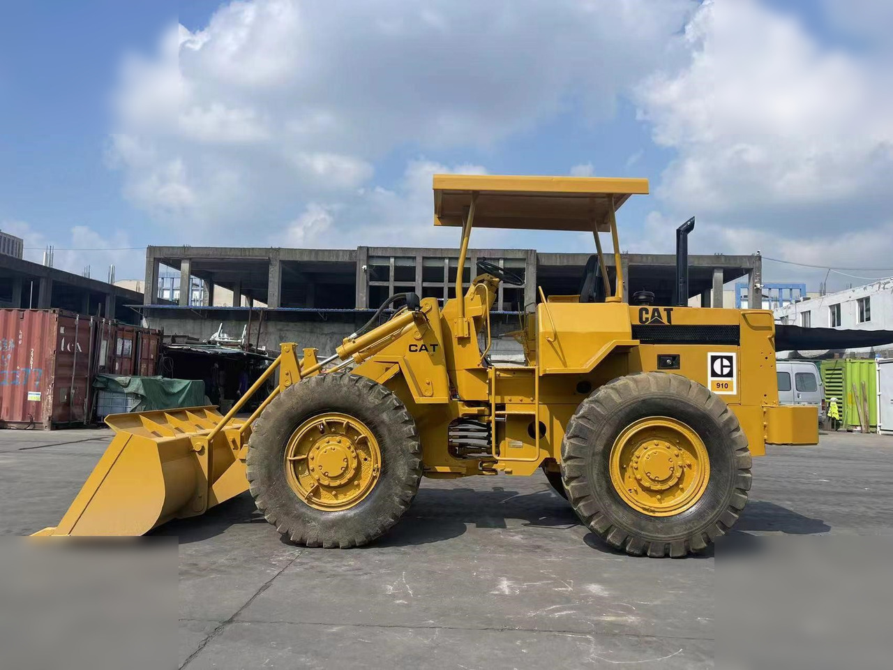 CATERPILLAR 910 - Wheel loader: picture 1 CATERPILLAR 910 - Wheel loader: picture 1