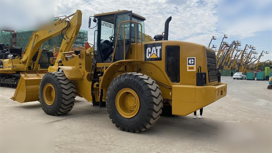 CATERPILLAR 966L - Wheel loader: picture 3 CATERPILLAR 966L - Wheel loader: picture 3