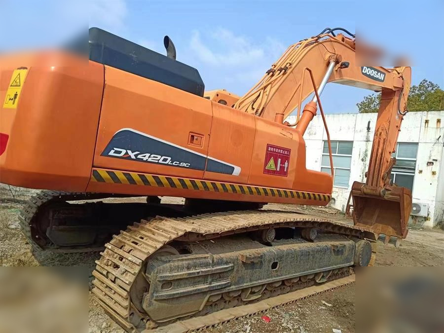 DOOSAN DX420 LC-9C - Crawler excavator: picture 2 DOOSAN DX420 LC-9C - Crawler excavator: picture 2
