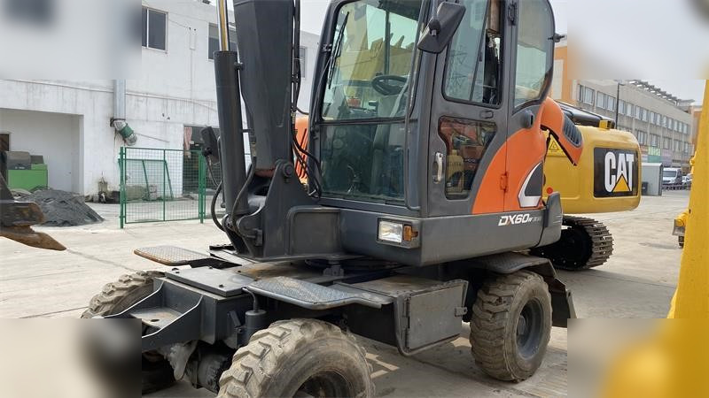 DOOSAN DX60W ECO - Wheel excavator: picture 5 DOOSAN DX60W ECO - Wheel excavator: picture 5