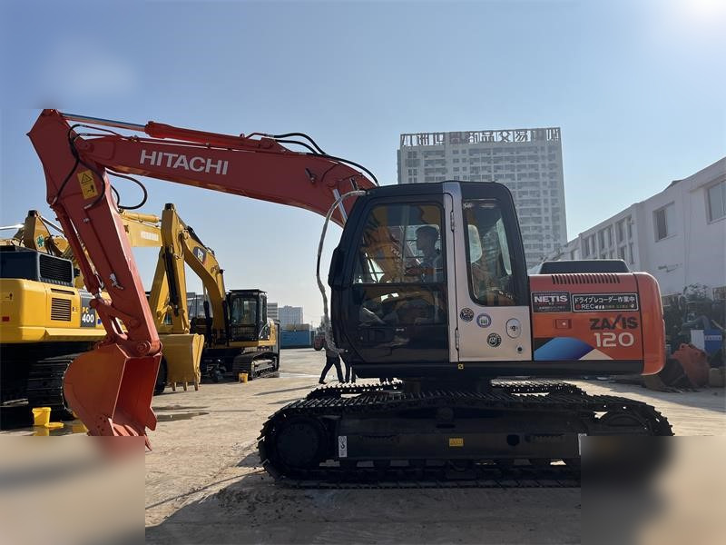 HITACHI ZX120 - Crawler excavator: picture 1 HITACHI ZX120 - Crawler excavator: picture 1