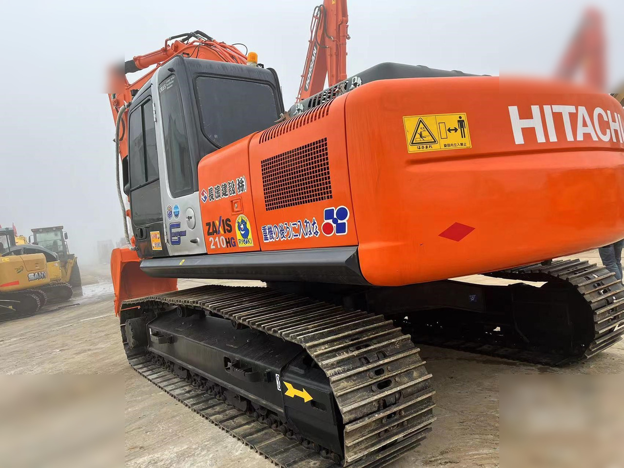 HITACHI ZX210 LC-3G - Crawler excavator: picture 3 HITACHI ZX210 LC-3G - Crawler excavator: picture 3