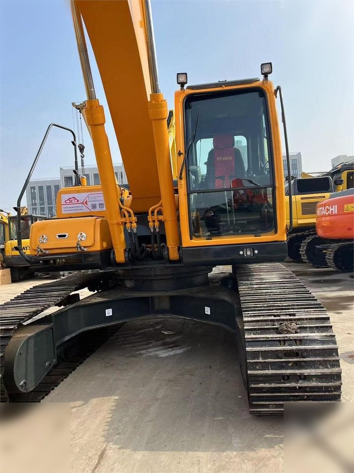 HYUNDAI ROBEX 220 LC-9S - Crawler excavator: picture 5 HYUNDAI ROBEX 220 LC-9S - Crawler excavator: picture 5