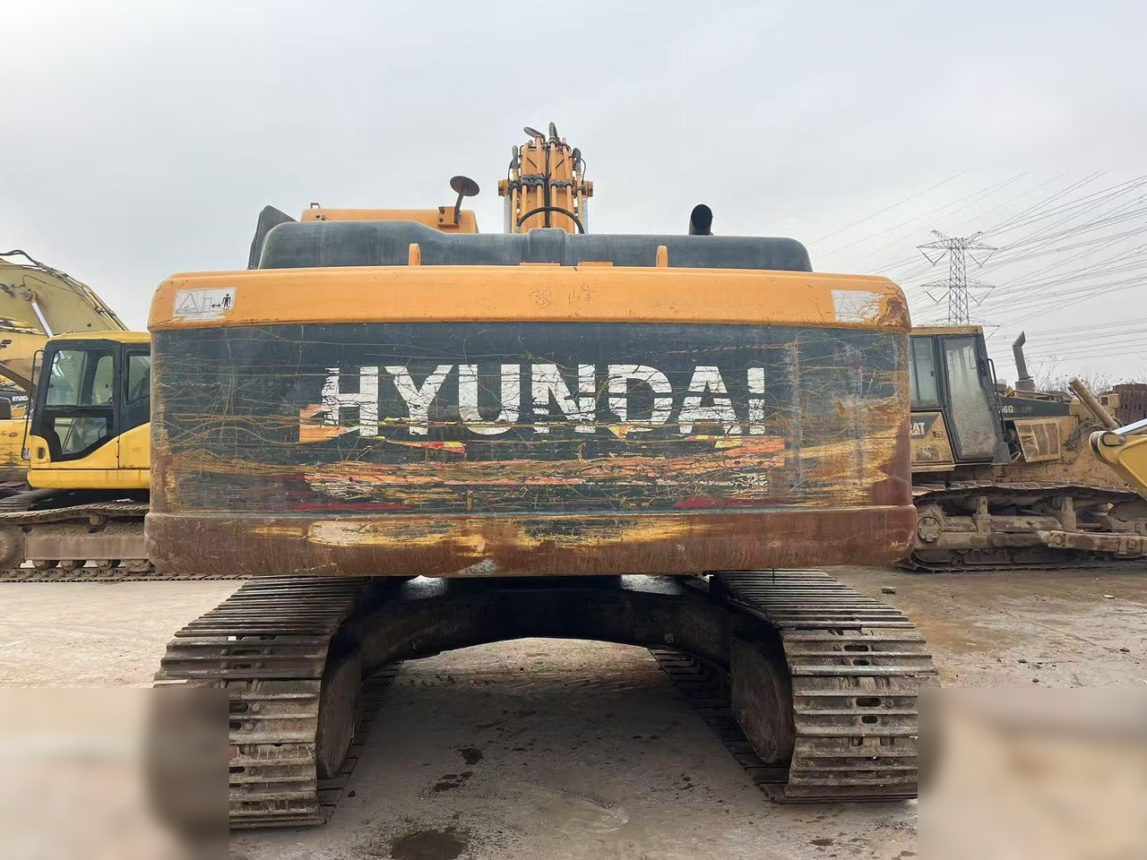 HYUNDAI ROBEX 220 LC-9S - Crawler excavator: picture 2 HYUNDAI ROBEX 220 LC-9S - Crawler excavator: picture 2