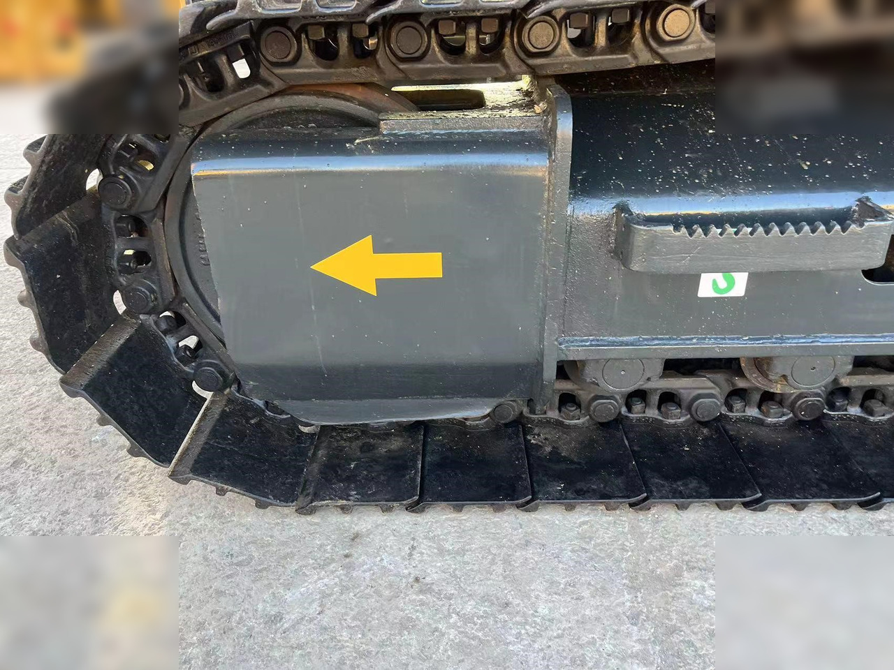 HYUNDAI ROBEX 220 LC-9S - Crawler excavator: picture 4 HYUNDAI ROBEX 220 LC-9S - Crawler excavator: picture 4