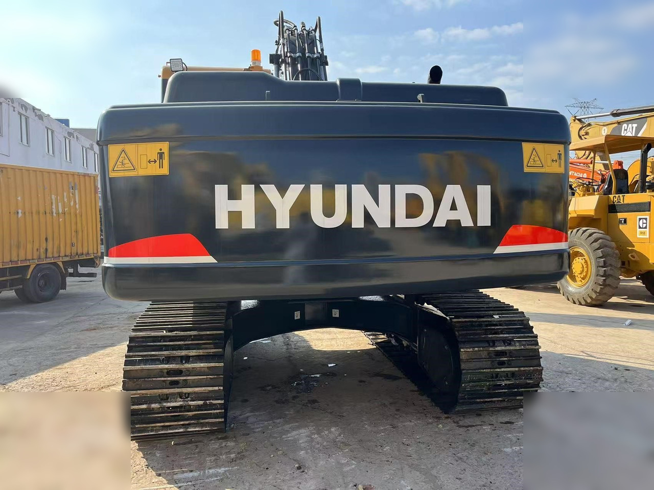 HYUNDAI ROBEX 220 LC-9S - Crawler excavator: picture 4 HYUNDAI ROBEX 220 LC-9S - Crawler excavator: picture 4