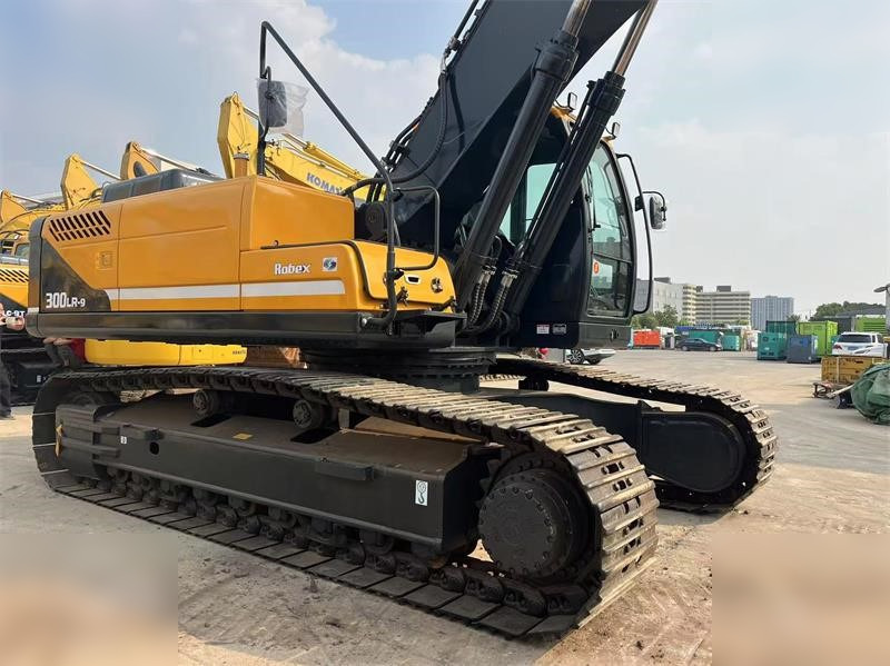 HYUNDAI ROBEX 330 LC-9S - Crawler excavator: picture 5 HYUNDAI ROBEX 330 LC-9S - Crawler excavator: picture 5
